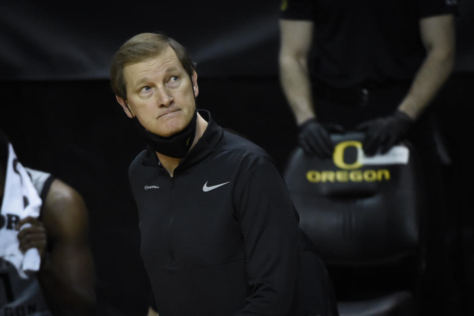 Oregon head coach Dana Altman