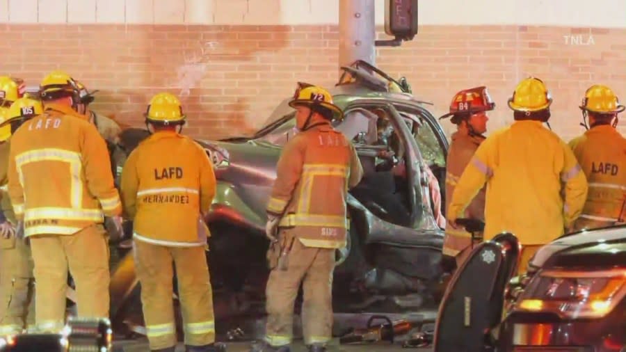 First responders arrive at the scene of a fatal crash in Canoga Park on Jan. 31, 2024. (TNLA)
