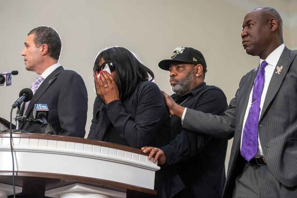 RowVaugn Wells, second from left, becomes emotional during a press conference at Mt. Olive Cathedral CME Church after she viewed footage of the violent police interaction that led to the death of her son Tyre Nichols Memphis, TN on January 23, 2023. Brandon Dill for The Washington Post via Getty Images