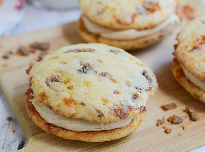 Butterfinger Whoopie Pies