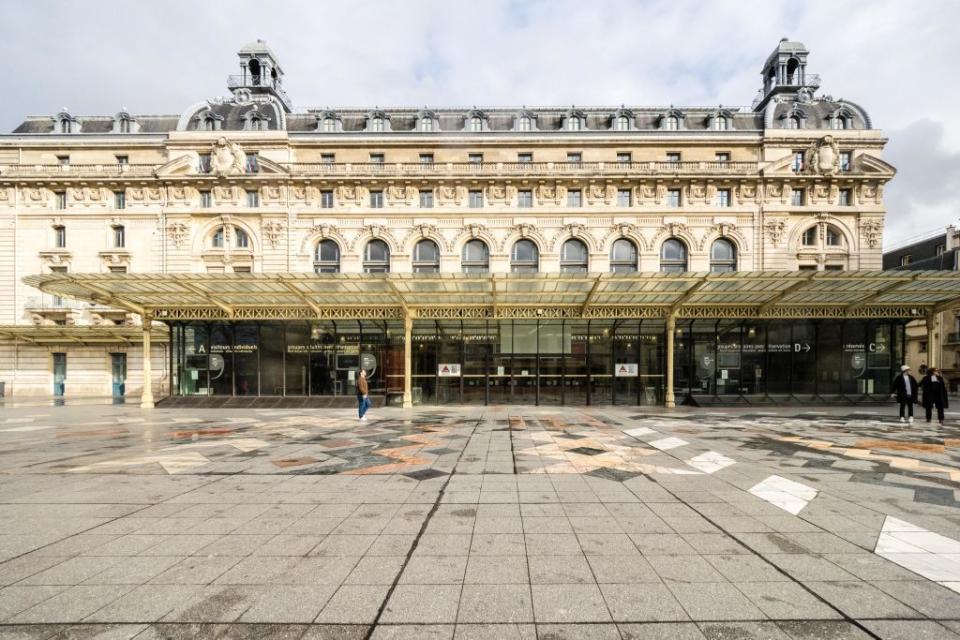 7) Musée d'Orsay, Paris, France