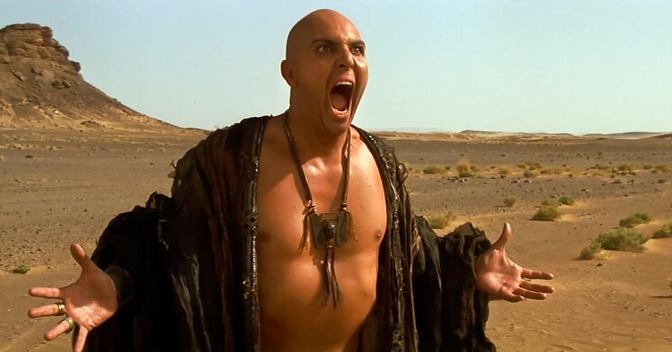 USA. Arnold Vosloo in a scene from (C)Universal Pictures film : The Mummy (1999).  Plot: At an archaeological dig in the ancient city of Hamunaptra, an American serving in the French Foreign Legion accidentally awakens a mummy who begins to wreak havoc as he searches for the reincarnation of his long-lost love.  Ref: LMK110-J8591-251122 Supplied by LMKMEDIA. Editorial Only. Landmark Media is not the copyright owner of these Film or TV stills but provides a service only for recognised Media outlets. pictures@lmkmedia.com