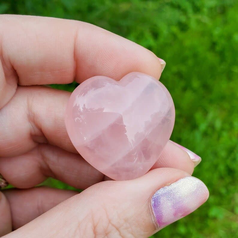 29) Rose Quartz Heart