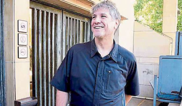 Amado Boudou, en 2018, cuando fue recibido por militantes tras ser excarcelado