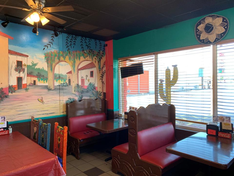 The interior of Oscar's #2 sits mostly empty at lunchtime Wednesday as construction sounds ring out on Buffalo Gap Road.