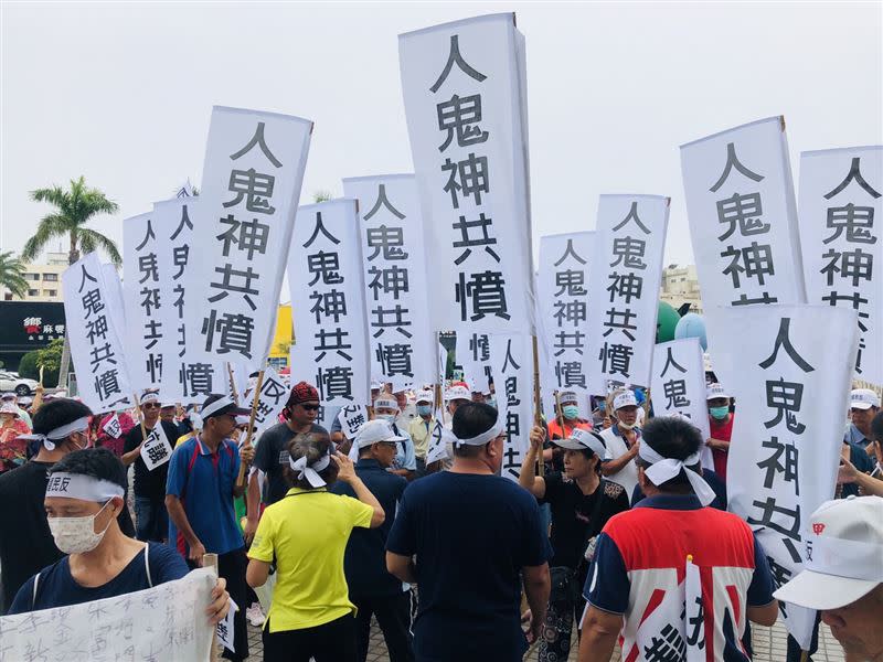 自救會主張興建動保園區會讓人鬼神共憤（圖／筆者提供）