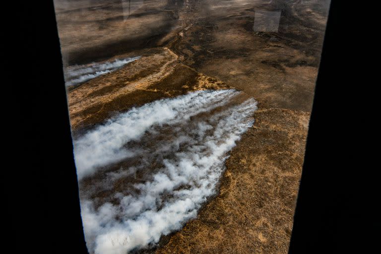 "El panorama es desolador", dijo Jorge Berti, intendente de Villa Constitución, luego de sobrevolar la zona afectada por incendios