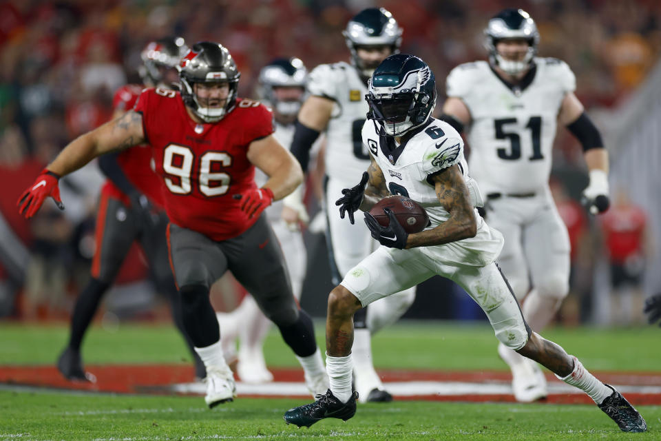 TAMPA, FLORIDA – JANUARY 15: DeVonta Smith #6 of the Philadelphia Eagles runs the ball against the Tampa Bay Buccaneers during the second quarter in the NFC Wild Card Playoffs at Raymond James Stadium on January 15, 2024 in Tampa, Florida. (Photo by Mike Ehrmann/Getty Images)