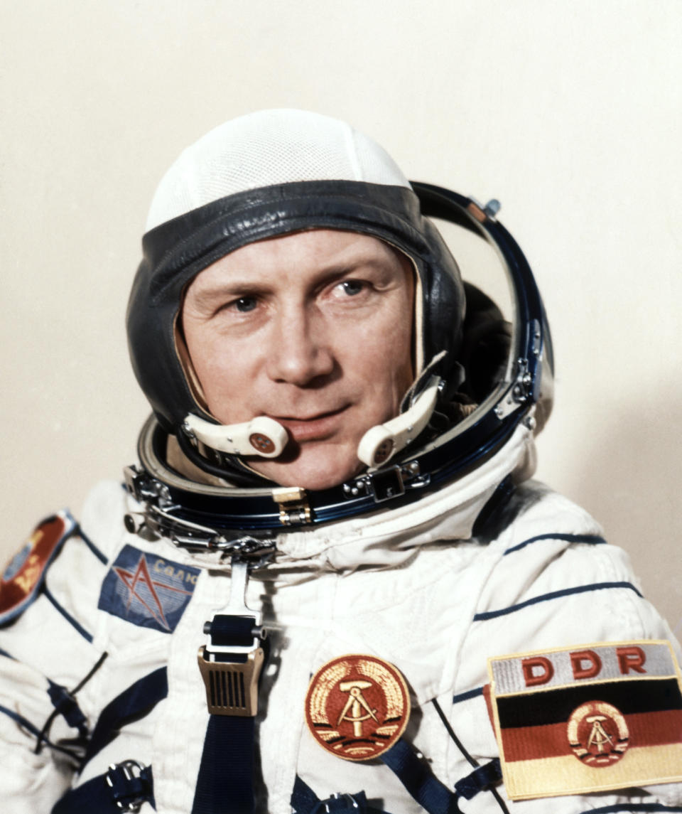 In this August 26, 1978, file photo, East German cosmonaut Sigmund Jaehn, first German astronaut, poses for a portrait at the Cosmodrome in Baikonur, Russia prior to his space trip aboard Soviet rocket Soyuz 31. Cosmonaut Sigmund Jaehn, who became the first German in space has died. He was 82. (AP Photo)