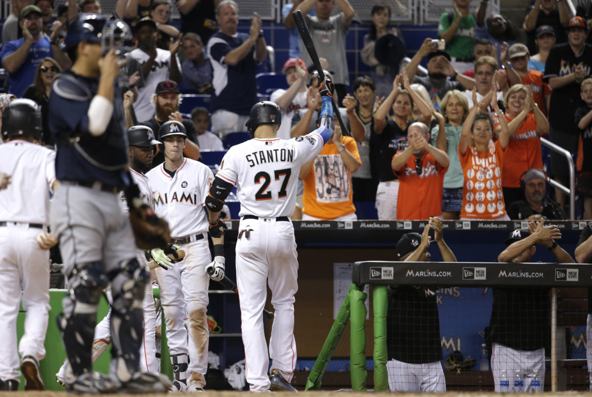 Marlins' Giancarlo Stanton wins NL MVP Award