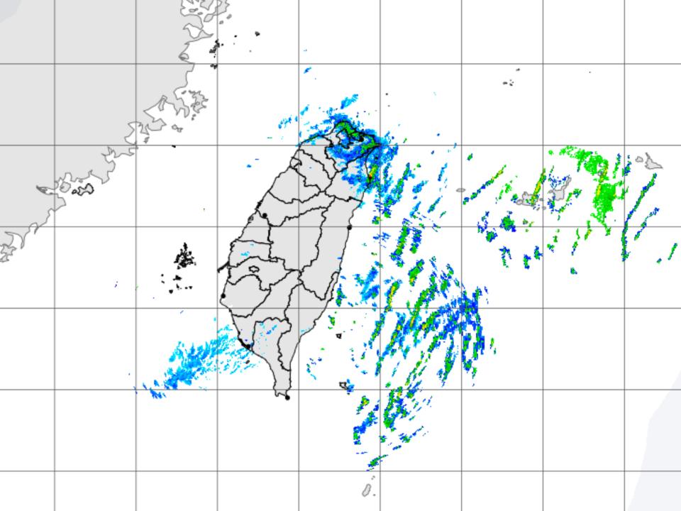 東北季風影響，臺灣本島大部分平地氣象站都是入冬以來的最低溫，南投中寮、桃園楊梅只有14.3度。（圖：氣象局網站）