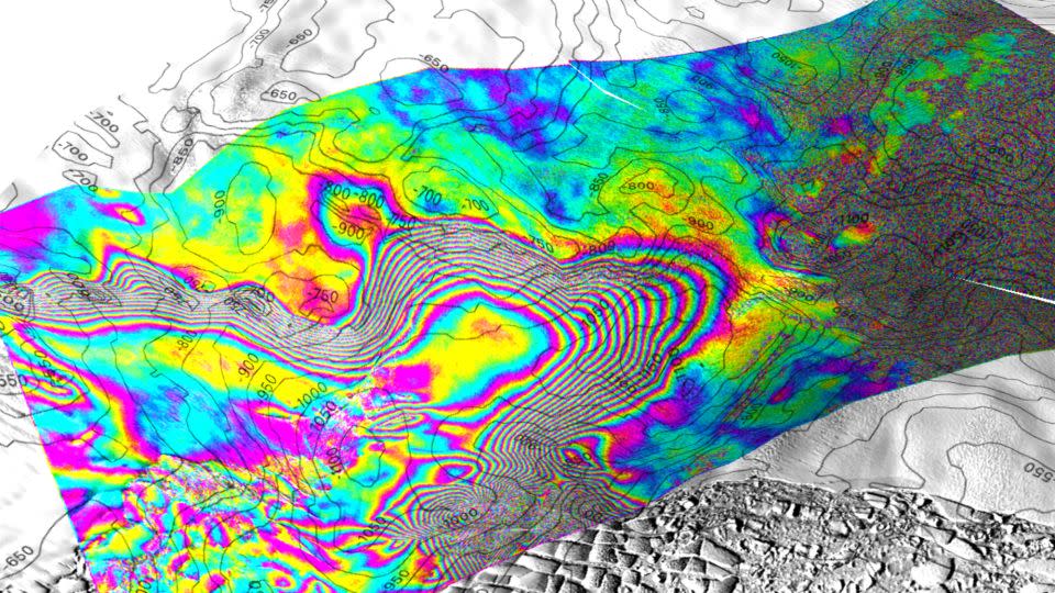 A view of the tidal movement of Thwaites Glacier, West Antarctica, recorded by the Finnish ICEYE commercial satellite mission, based on images acquired on May 11, 12 and 13, 2023. - Eric Rignot/UC Irvine