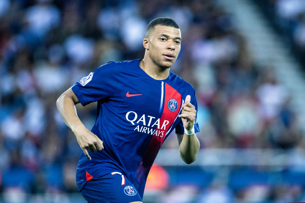 PSG gives Kylian Mbappé 2 weeks to decide on his future: 'We want