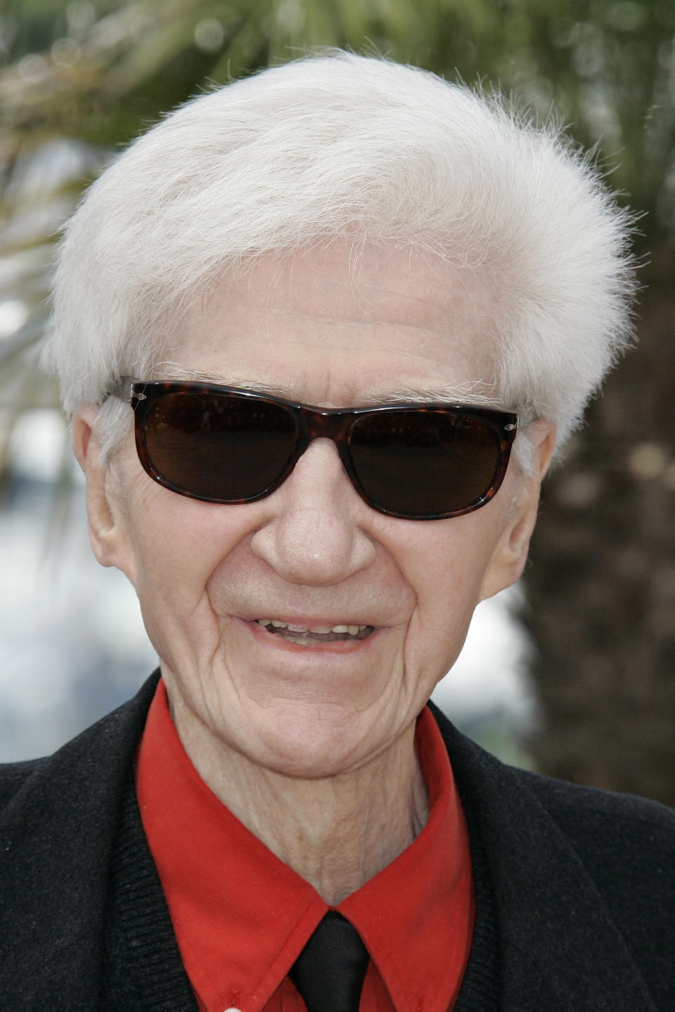 FILE - In this May, 20 2009 file photo, French director Alain Resnais attends a photo call for the film 'Les Herbes Folles' (Wild Grass) during the 62nd International film festival in Cannes, southern France. Seminal filmmaker Alain Resnais, whose inventiveness in film made him among the world's cinema greats, has died Saturday March 1, 2014. He was 91. (AP Photo/Lionel Cironneau, File)