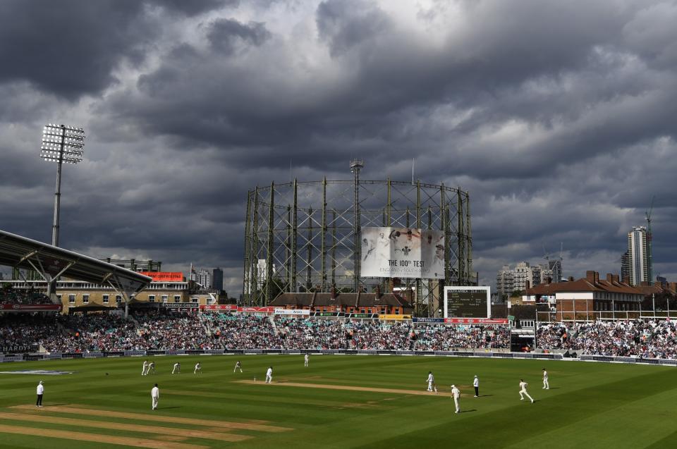 <p>Im Londoner Stadion „The Oval“, einem der bekanntesten Cricket-Arenen der Welt, treten England und Südafrika in einem Testspiel gegeneinander an. (Bild: Shaun Botterill/Getty Images) </p>