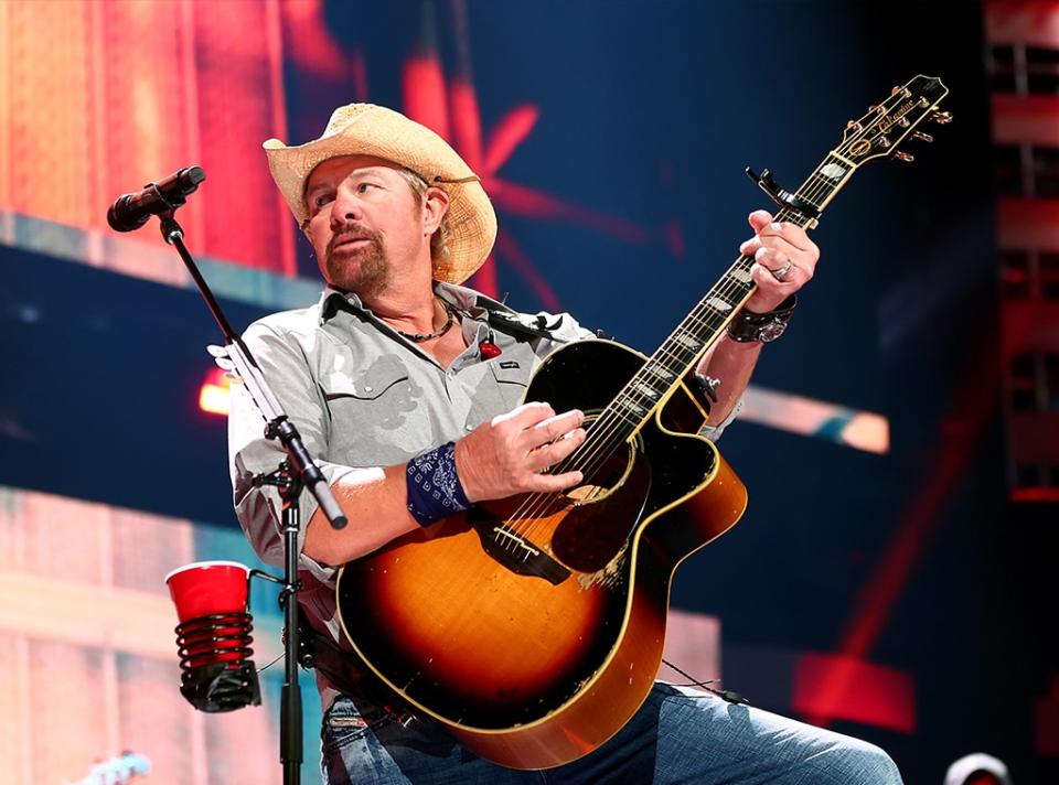 Toby Keith Says He Was Diagnosed With Stomach Cancer