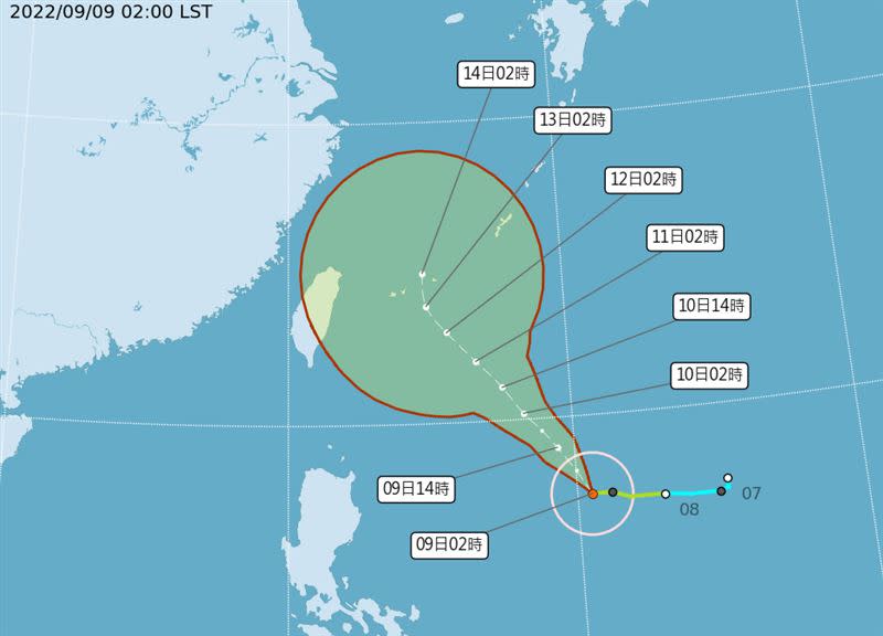 颱風「梅花」模擬路徑出爐，並將持續增強至中度以上。（圖／中央氣象局）