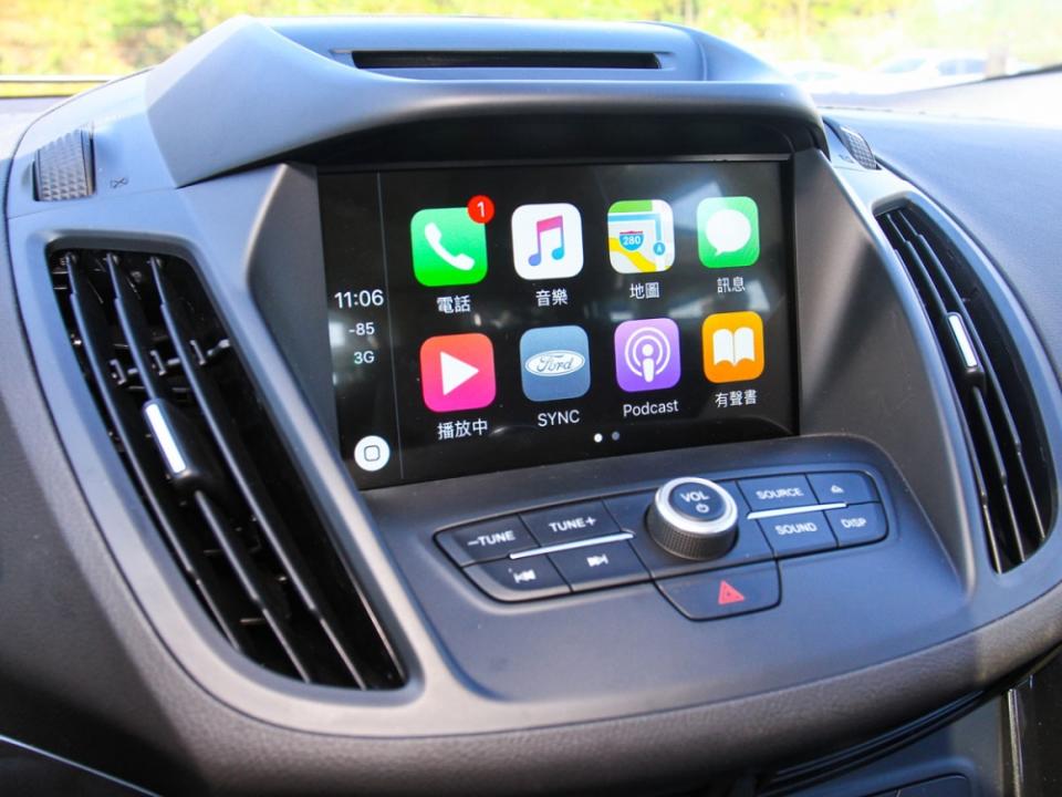 Apple CarPlay也列為中央螢幕的基礎功能。