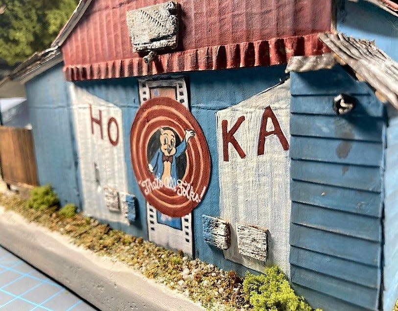 Lee Harper’s 2019 creation of a “little bitty Hoka” theater building that formerly stood in Oxford has resulted in many additional commissions for the artist.