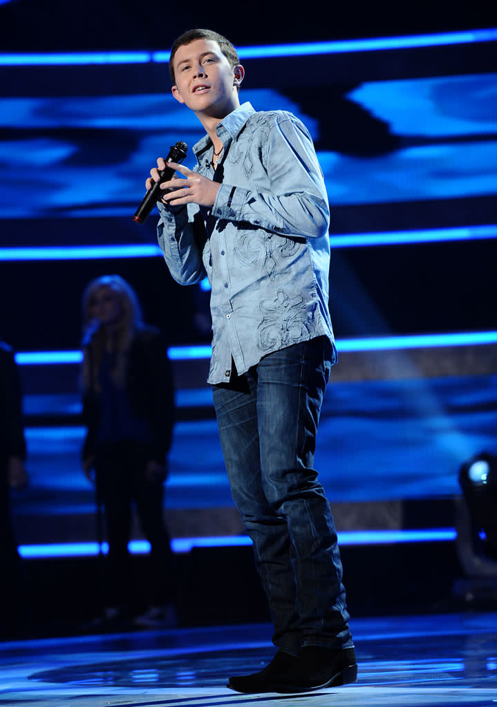 Scotty McCreery performs "The River" by Garth Brooks on "American Idol."