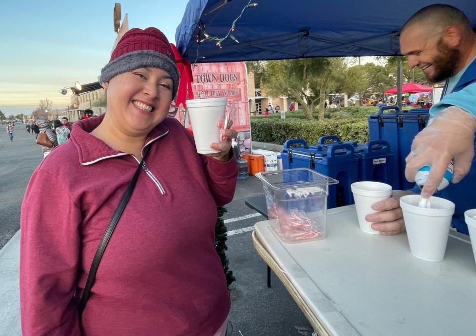 Visitors to the City of Victorville’s annual Festival of Lights & Tree Lighting ceremony enjoyed music, kids activities and free hot chocolate and cookies.