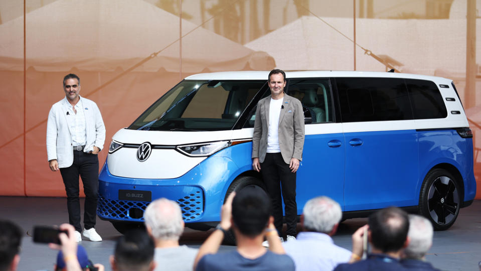 Pablo Di Si (left) and Volkswagen Brand CEO Thomas Schaefer at the world debut of the all-electric Volkswagen I.D. Buzz in June.