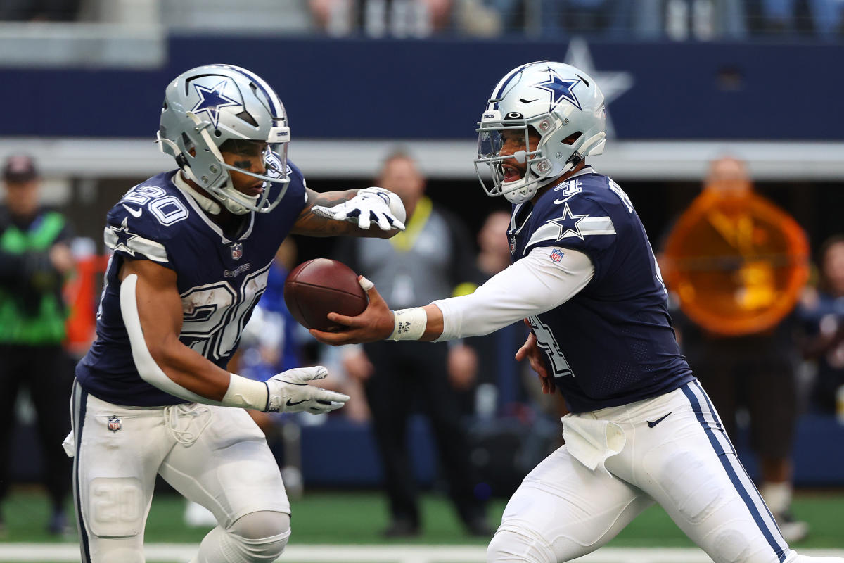 Dallas Cowboys Merchandise Already Hitting The Clearance Racks At Stores