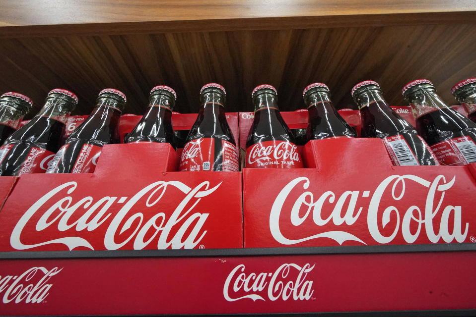 Botellas de Coca-Cola (AP foto/Gene J. Puskar)