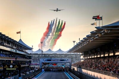 The #AbuDhabiGP 2023 weekend saw a record-breaking attendance of 170,000 fans enjoying the action at Yas Marina Circuit,with 65% of guests coming from outside the UAE