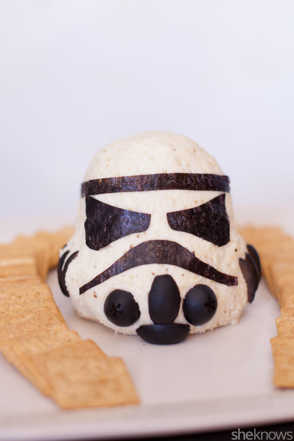 storm-trooper-cheese-ball