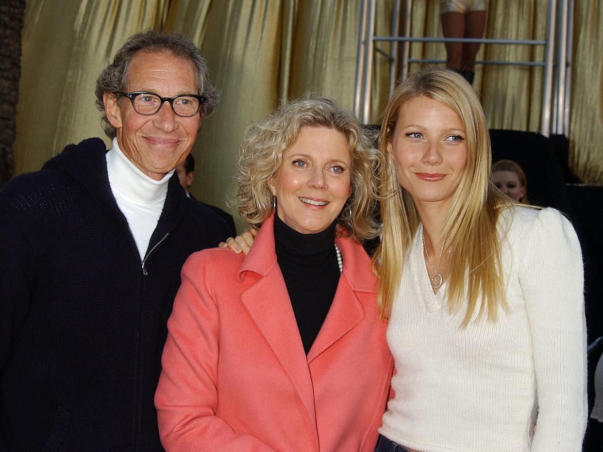 Bruce Paltrow, Blythe Danner, and Gwyneth Paltrow in 2002.