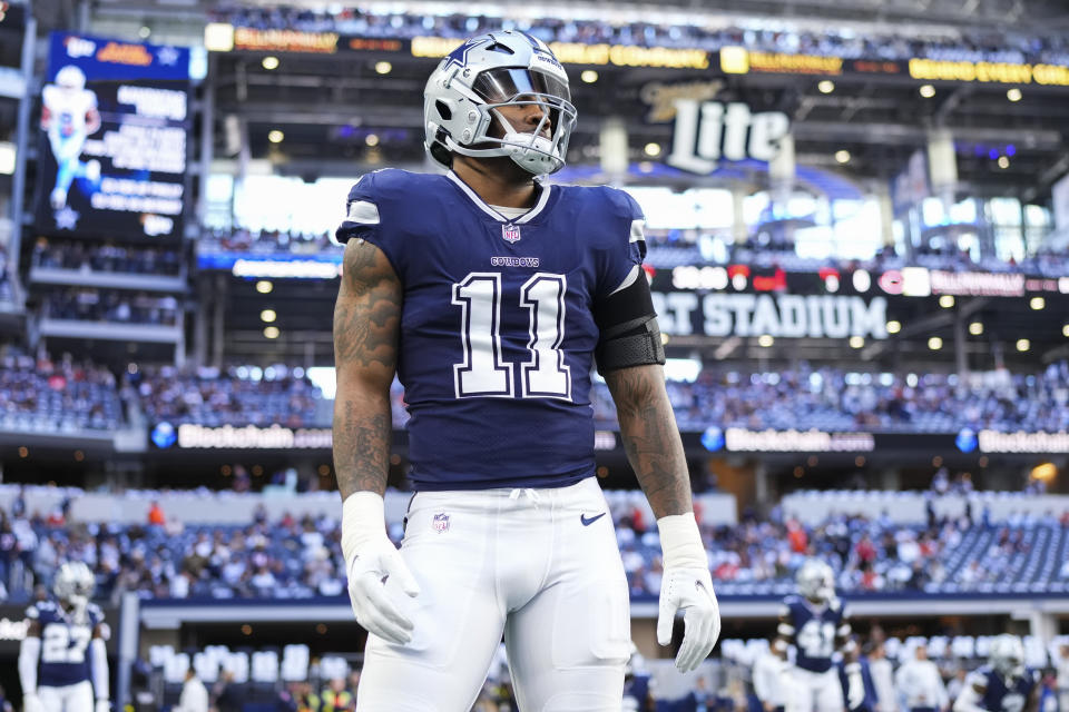 ARLINGTON, TX - OCTOBER 30: Micah Parsons #11 of the Dallas Cowboys stretches against the Chicago Bears at AT&T Stadium on October 30, 2022 in Arlington, Texas. (Photo by Cooper Neill/Getty Images)