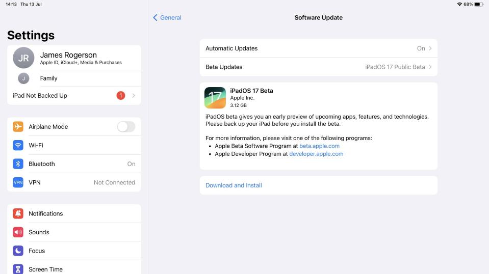 iPadOS beta updates on an iPad settings screen