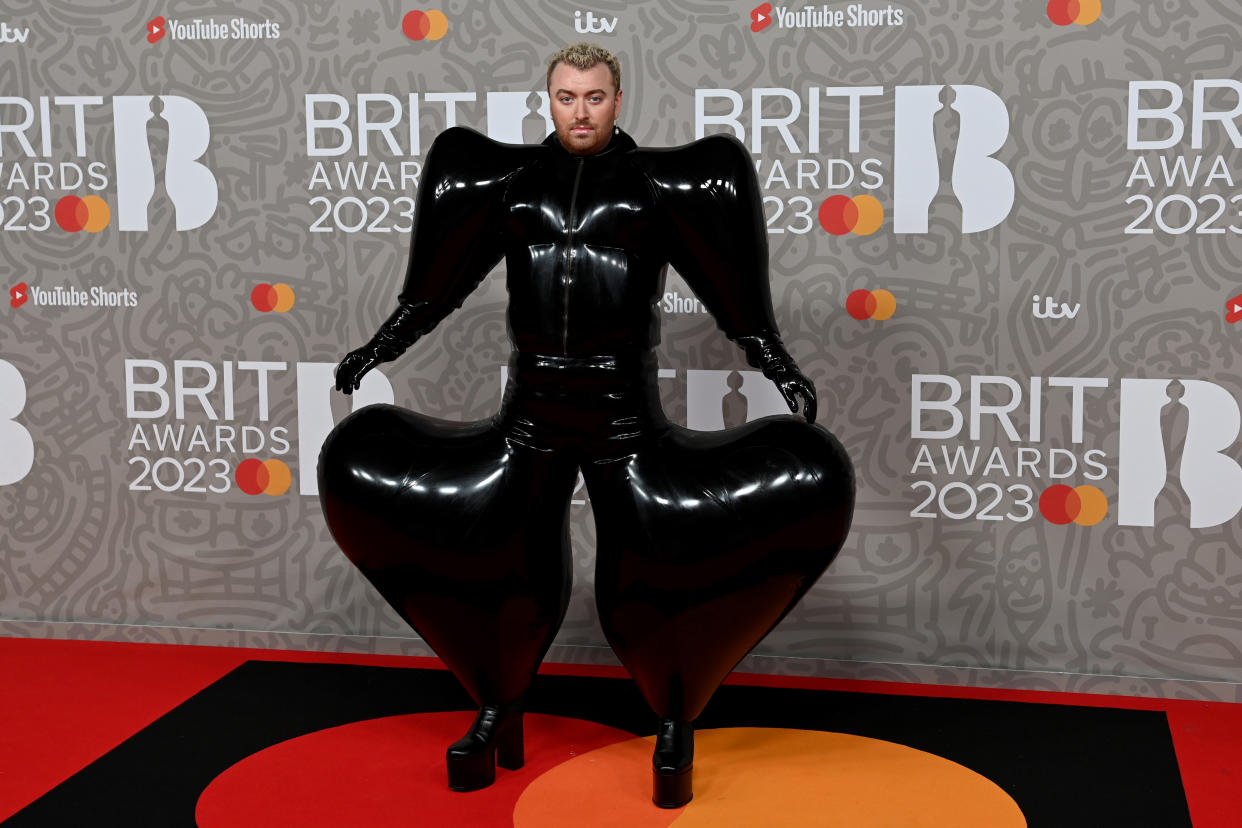 Sam Smith en los BRIT Awards 2023. (Photo by Stringer/Anadolu Agency via Getty Images)