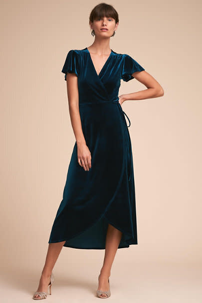 <i>Get the <a href="https://www.bhldn.com/products/thrive-dress-dark-teal" target="_blank" rel="noopener noreferrer">BHLDN Thrive Velvet Dress</a>&nbsp;for&nbsp;$140.</i>