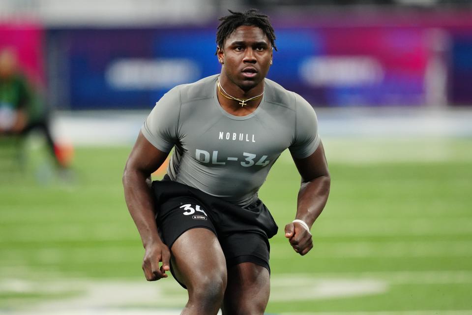 Houston Christian's Jalyx Hunt works out during the NFL Combine at Lucas Oil Stadium Indianapolis on Feb. 29, 2024.