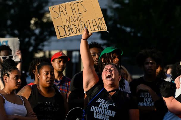 PHOTO: Family members, friends and community members attend a rally in the name of Donovan Lewis at the Columbus Division of Police Headquarters in Columbus, Ohio, Sept. 2, 2022. (Gaelen Morse/Getty Images)