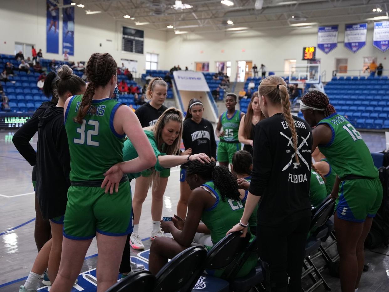 ESFC Women's Basketball team at the NJCAA national tournament