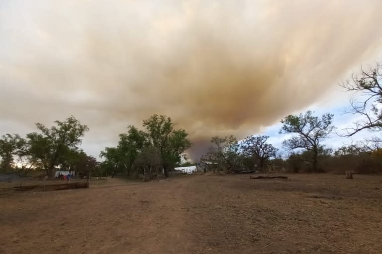 El fuego se acercó a 2000 metros de donde está la casa