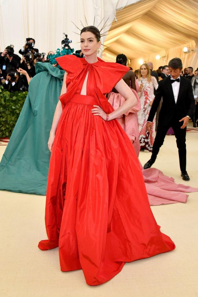 Anne Hathaway's Met Gala Dress Is Covered in So Many Cutouts