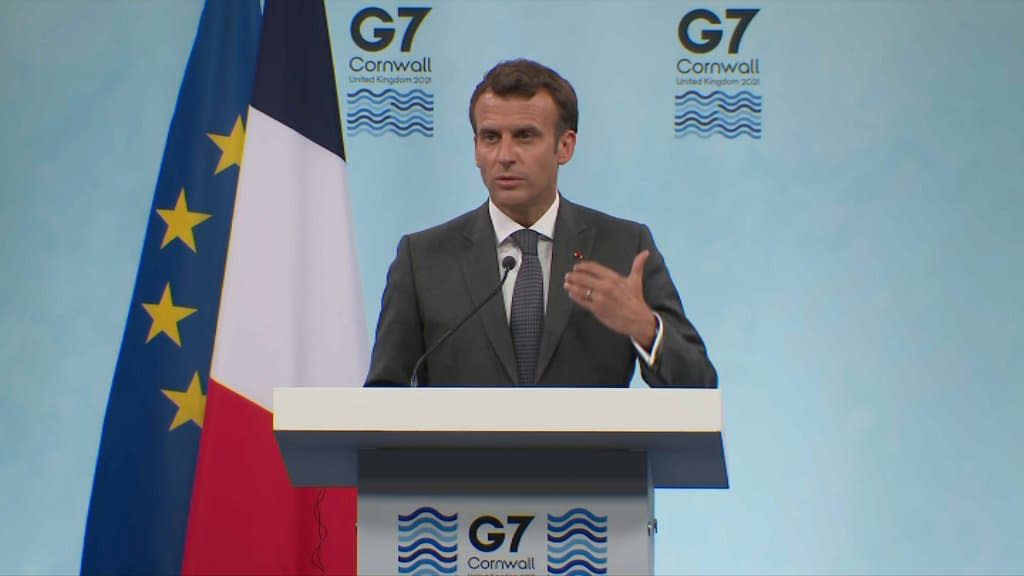 Emmanuel Macron lors d'une conférence de presse au G7 ce dimanche. - BFMTV