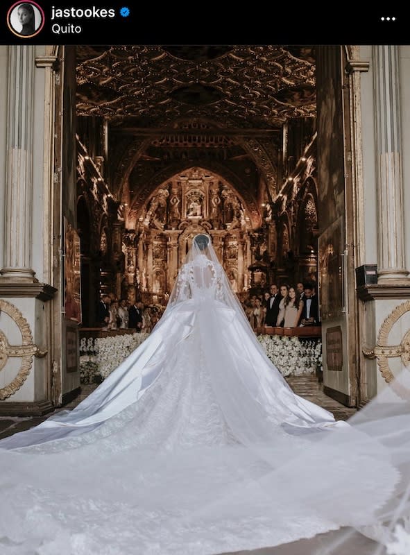 Jasmine Tookes en robe de mariée Zuhair Murad pour épouser Juan David Borrero