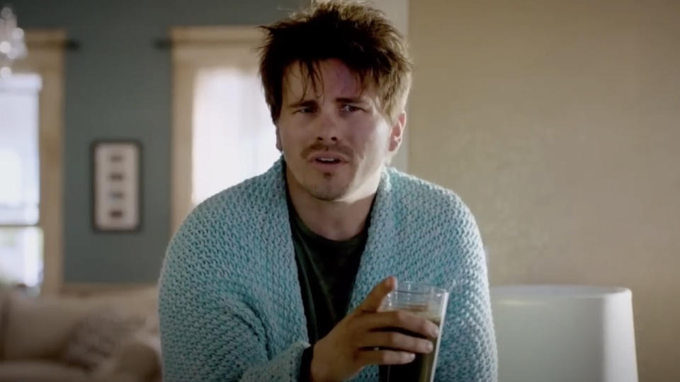 Jason Ritter's Kevin meets a visitor on Kevin Probably Saves the World