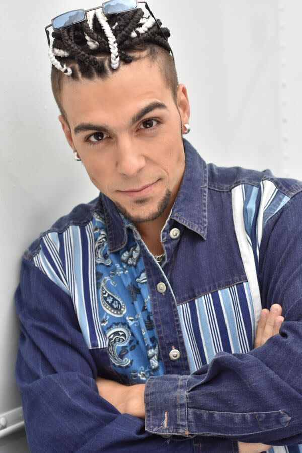 Frankie Cena as Chris Kirkpatrick