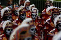 <p>Performers participate in the Day of the Dead parade on Mexico City’s main Reforma Avenue, Saturday, Oct. 28, 2017. (Photo: Eduardo Verdugo/AP) </p>