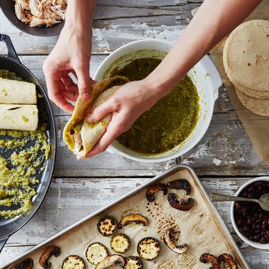 How to Make Enchiladas without a Recipe