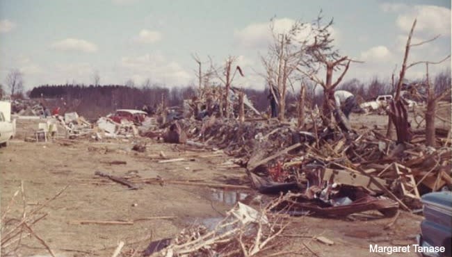 1965 Palm Sunday tornado (file)_86957