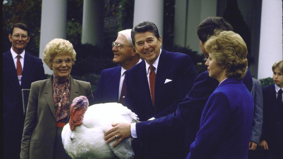 pres ronald reagan w thanksgiving turkey and farmer john h