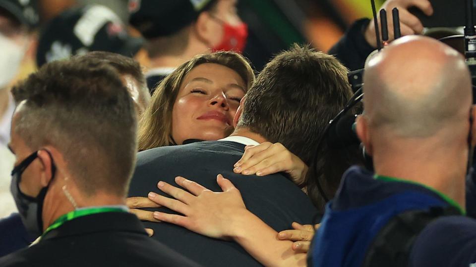 Tom Brady #12 of the Tampa Bay Buccaneers celebrates with Gisele Bundchen