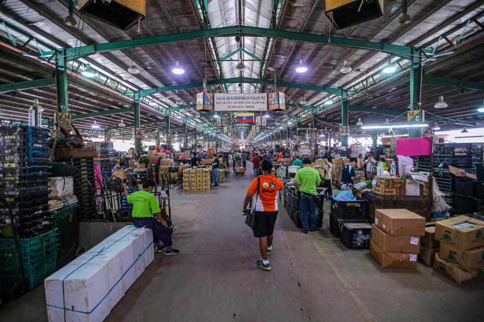 A general view inside the Kuala Lumpur Wholesale Market in Selayang June 24, 2020. ― Picture by Hari Anggara